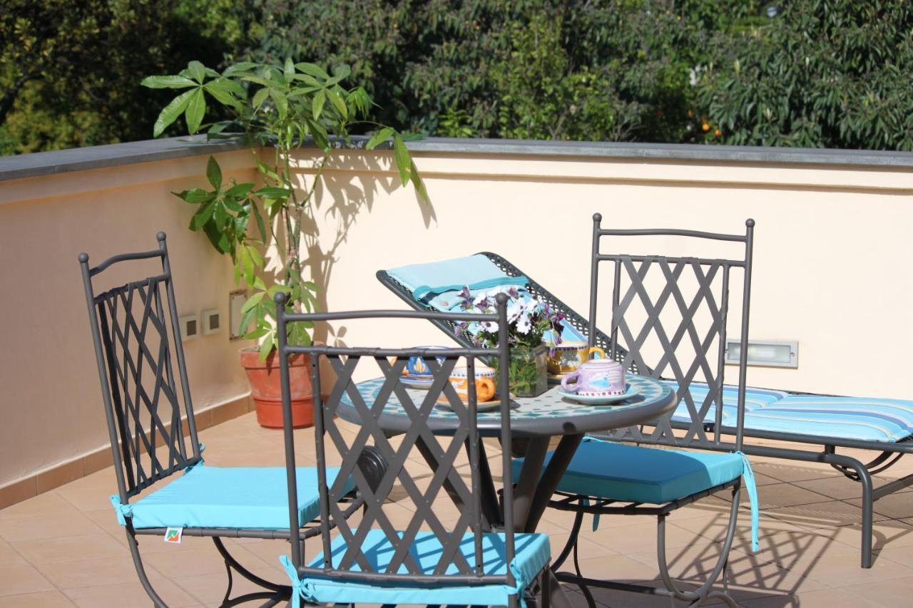 Bed and Breakfast Domus Liberty Sant'Agnello Exterior foto