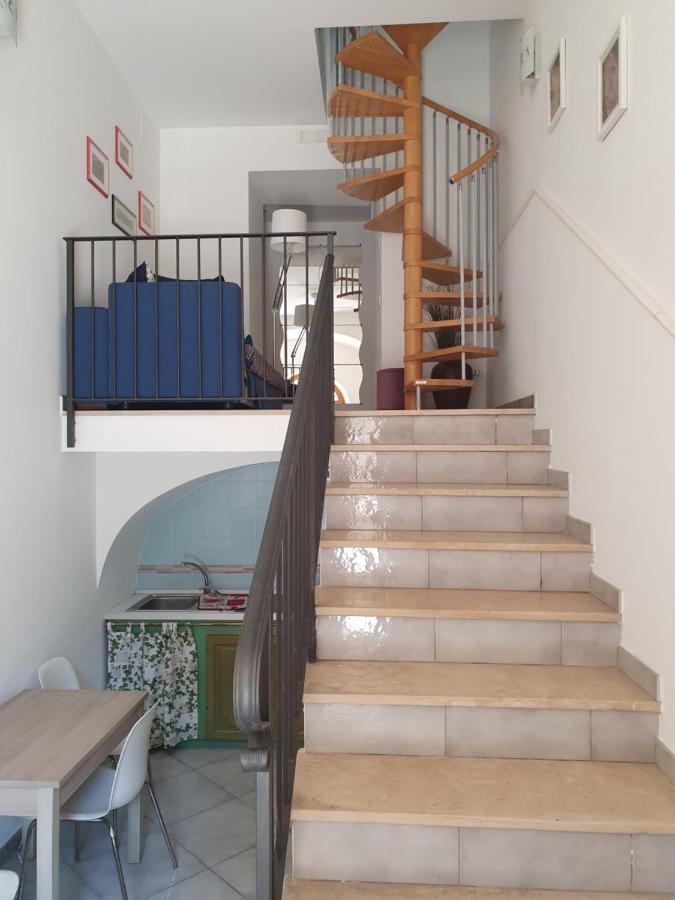 Bed and Breakfast Domus Liberty Sant'Agnello Exterior foto
